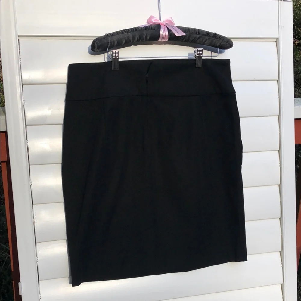 Banana Republic NWT Classic Black Women's Skirt